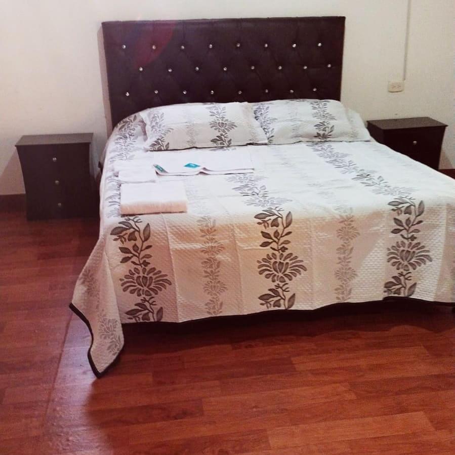 Hostal Spa Casa De Piedra Con Jacuzzi Santa Rosa de Cabal Eksteriør billede